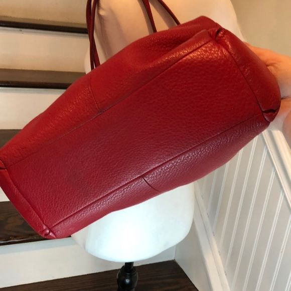 COACH Madison Phoebe Red Lining & Tumbled Red Leather Bag 3 Compartment Interior - Picture 6 of 15